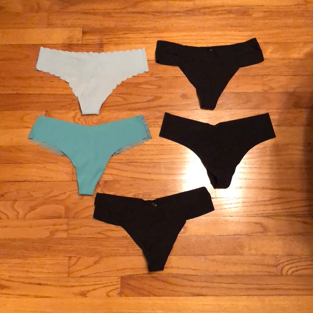 Victoria secret thong lot of 5 brand new size m